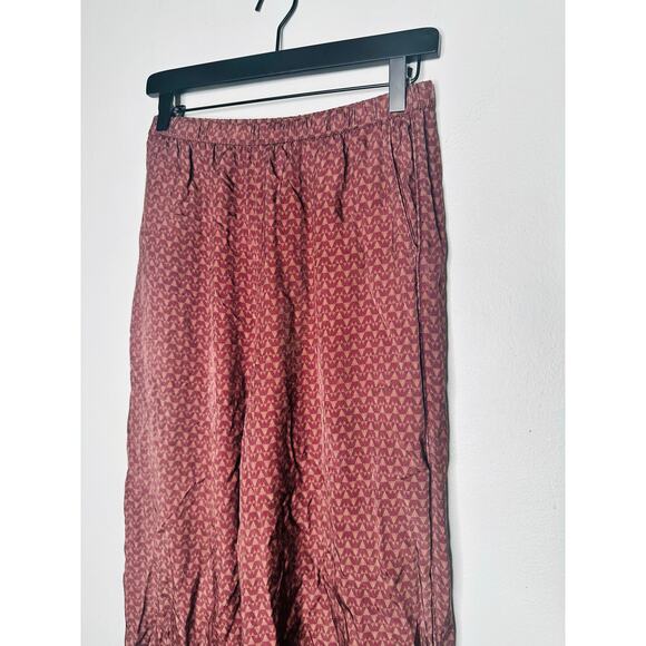 SPLENDID Purple Maroon Abstract Satin Lumi Wide Leg Pants Size Small - Picture 2 of 7